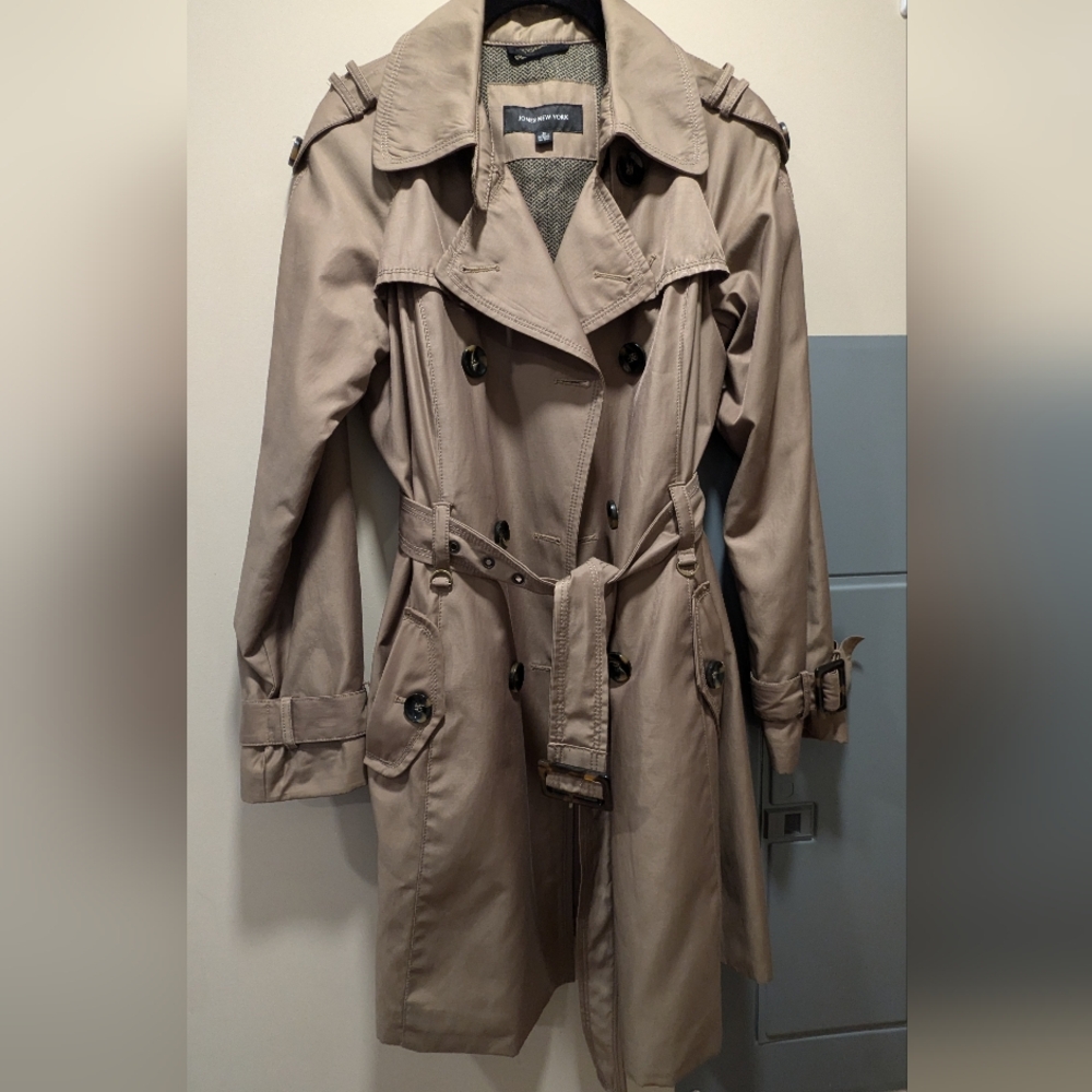 Jones New York Tan Trench Coat with Belted Waist